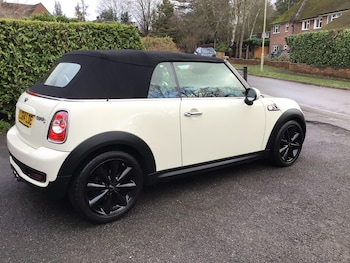 Used MINI Convertible 2014 for sale - 77927809: Photo
