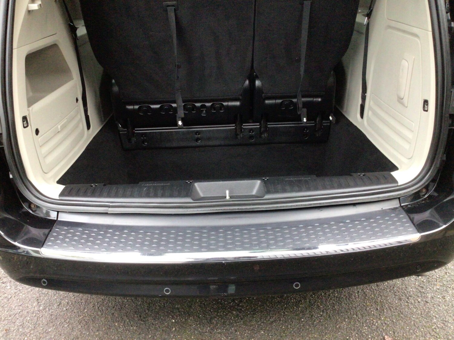 Used Chrysler Grand Voyager 2013 for sale - 77927787: Photo 18