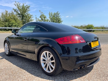 Used Audi TT 2010 for sale - 79104535: Photo