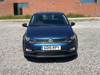 Used Volkswagen Polo 2015 for sale - 78331771: Photo