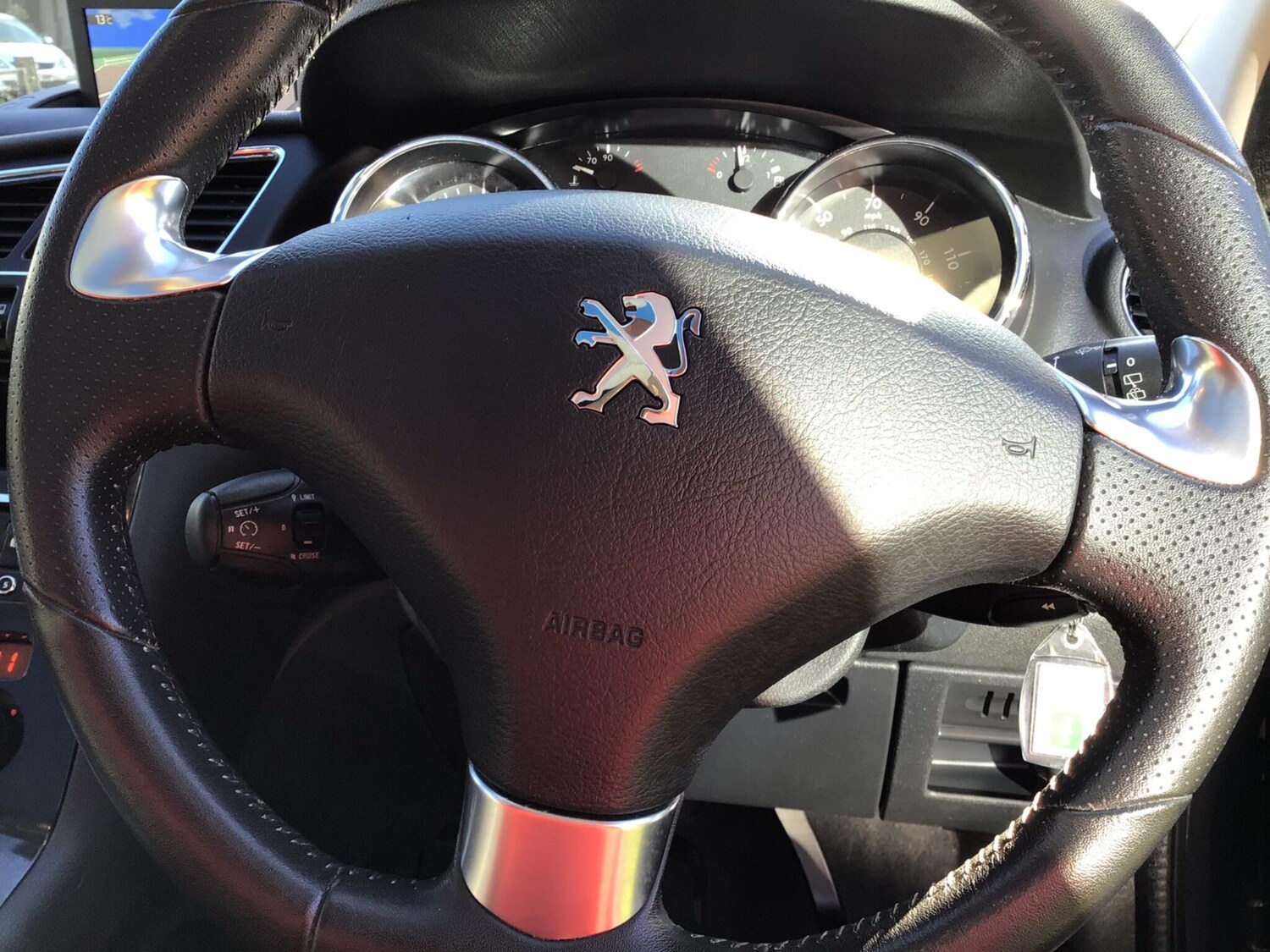 Used Peugeot 3008 2017 for sale - 77927801: Photo 14