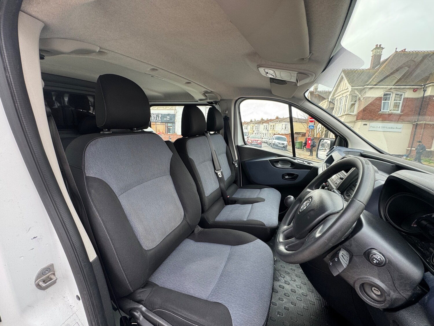 Used Vauxhall Vivaro 2017 for sale - 77762453: Photo 10