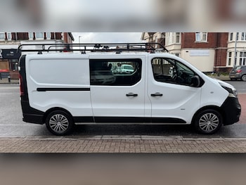 Used Vauxhall Vivaro 2017 for sale - 77762453: Photo