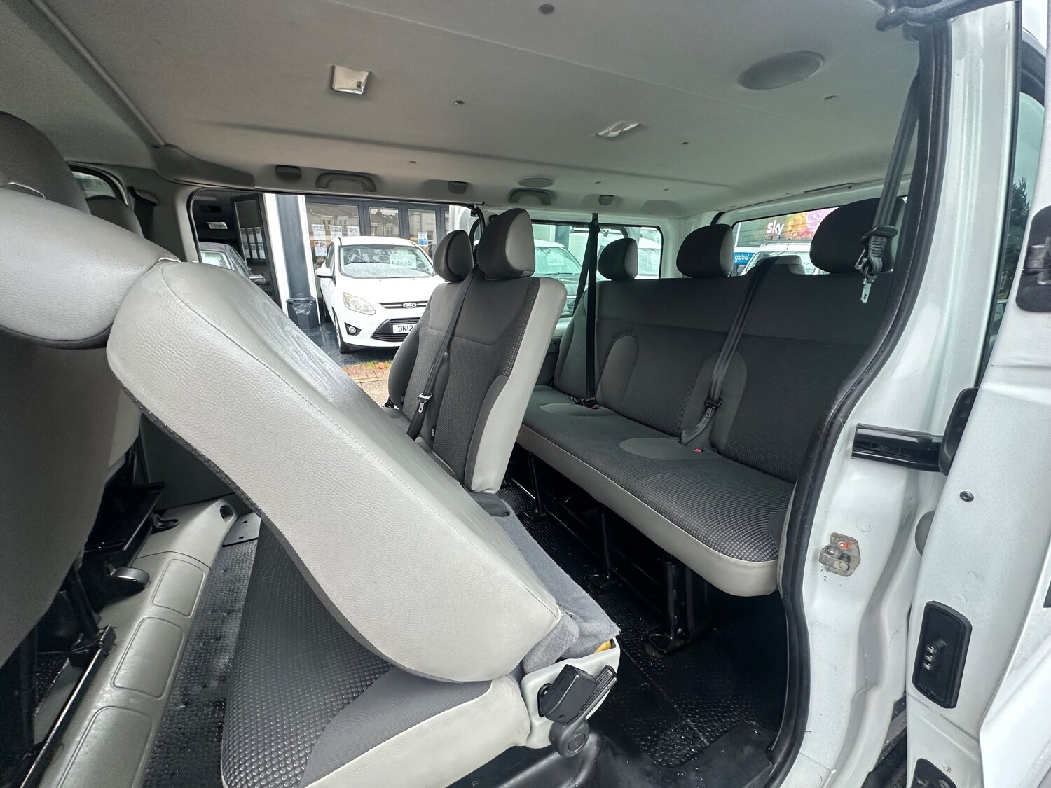 Used Vauxhall Vivaro 2012 for sale - 77762449: Photo 12