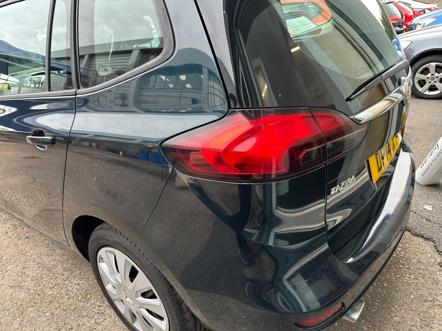 Used Vauxhall Zafira Tourer 2014 for sale - 78009260: Photo 2