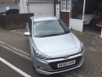 Used Hyundai i20 2016 for sale - 78605352: Photo