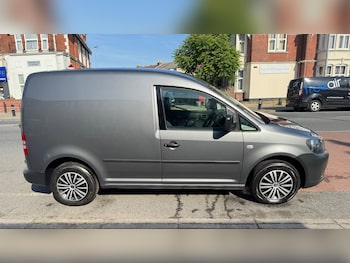 Used Volkswagen Caddy 2015 for sale - 78681088: Photo