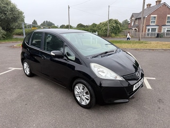 Used Honda Jazz 2011 for sale - 78009432: Photo