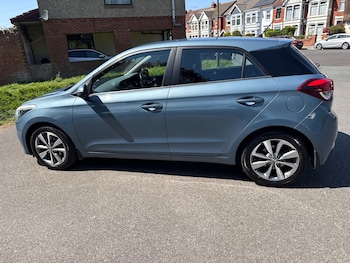 Used Hyundai i20 2015 for sale - 78409535: Photo