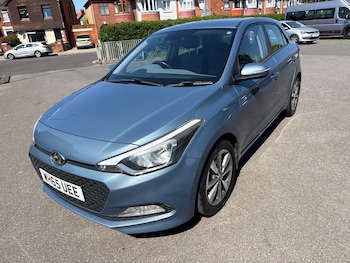 Used Hyundai i20 2015 for sale - 78409535: Photo