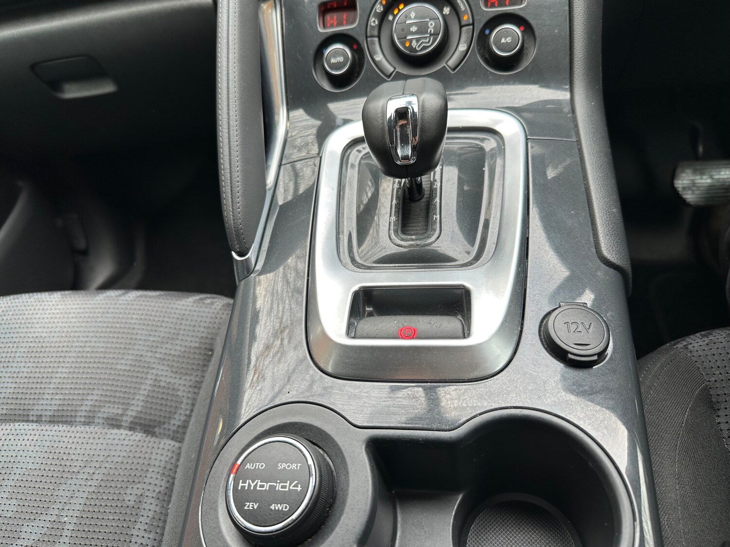 Used Peugeot 3008 2012 for sale - 78043769: Photo 16