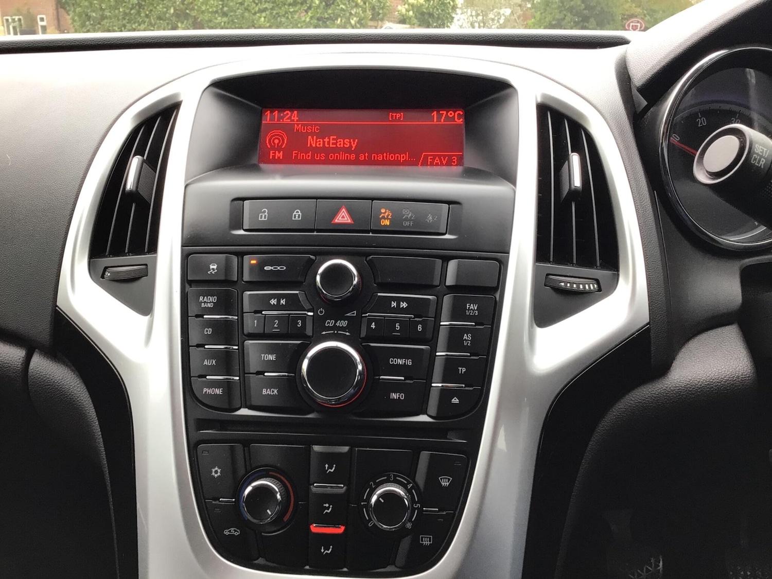 Used Vauxhall Astra 2012 for sale - 78124934: Photo 15