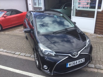 Used Toyota Yaris 2015 for sale - 78553998: Photo