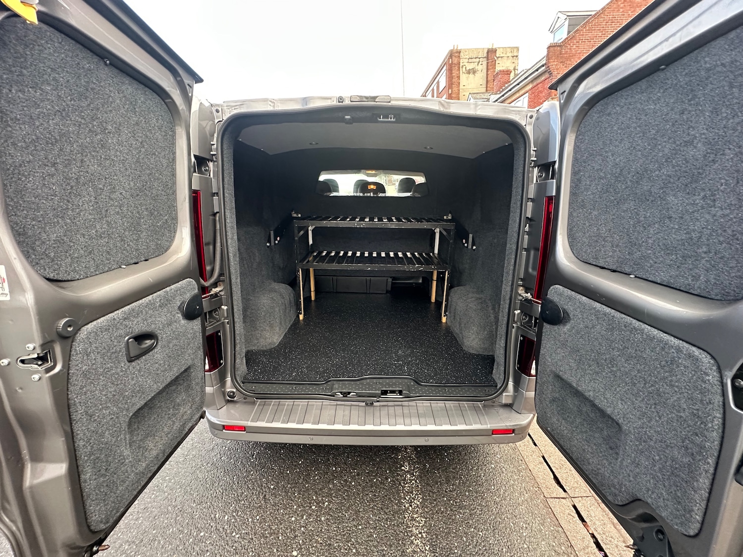 Used Vauxhall Vivaro 2015 for sale - 77931857: Photo 10