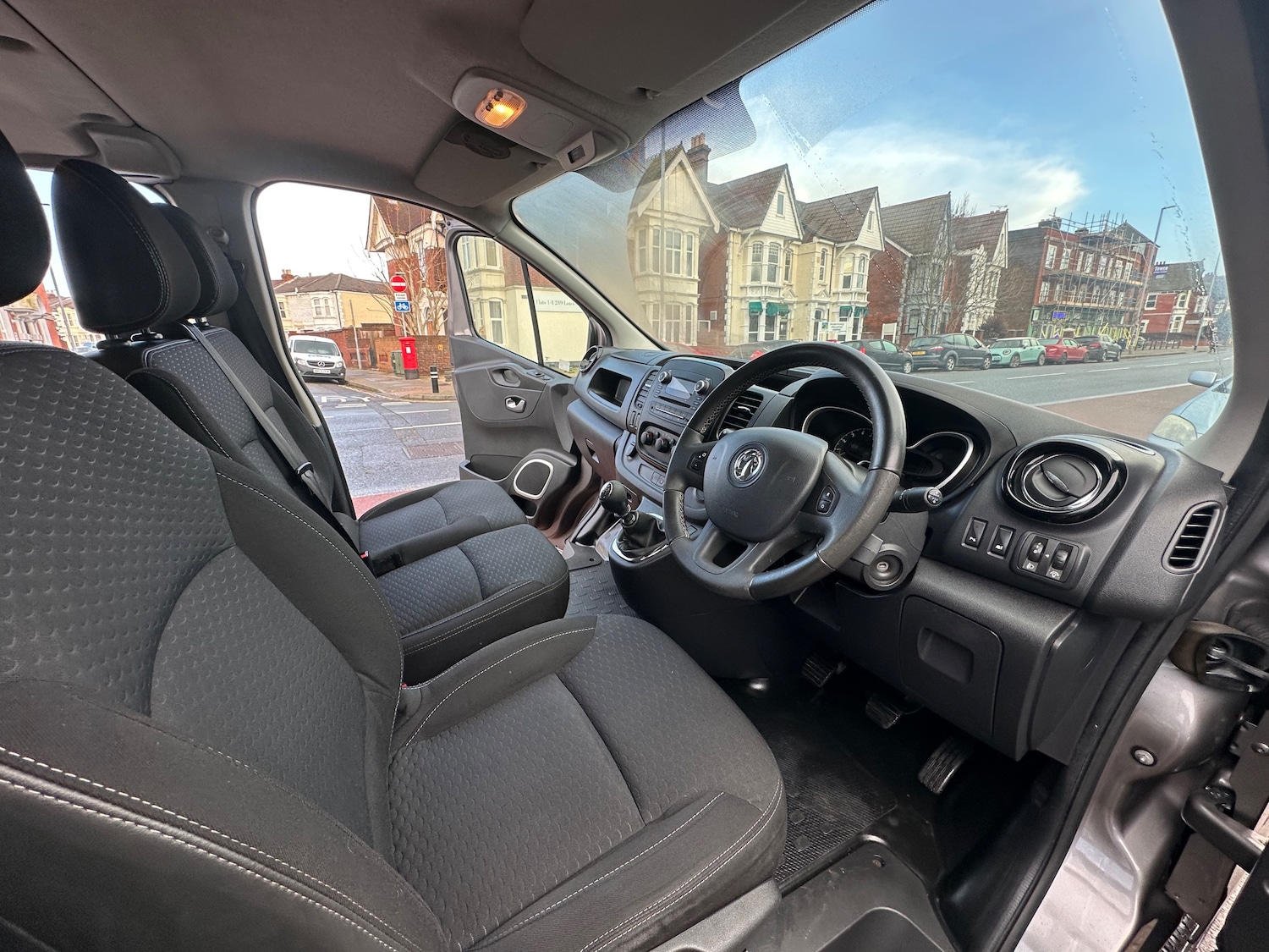 Used Vauxhall Vivaro 2015 for sale - 77931857: Photo 12