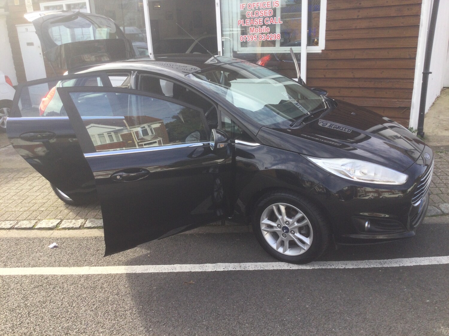 Used Ford Fiesta 2015 for sale - 77927817: Photo 12