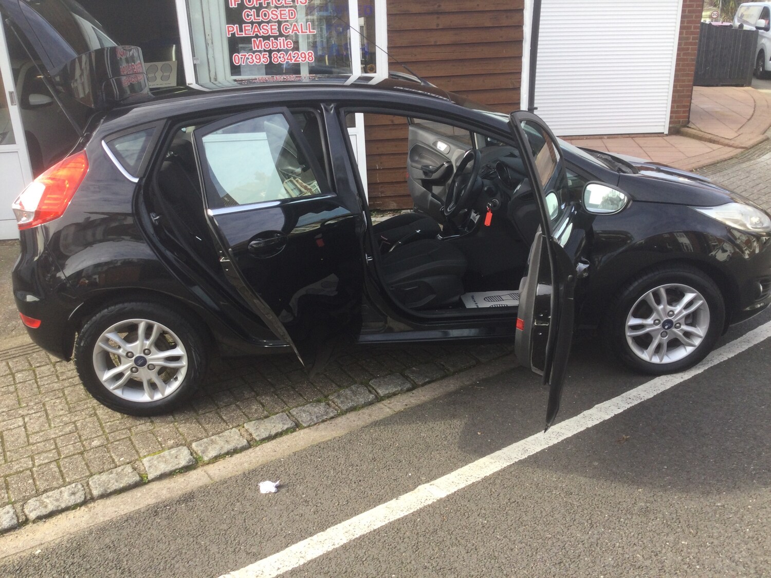 Used Ford Fiesta 2015 for sale - 77927817: Photo 13