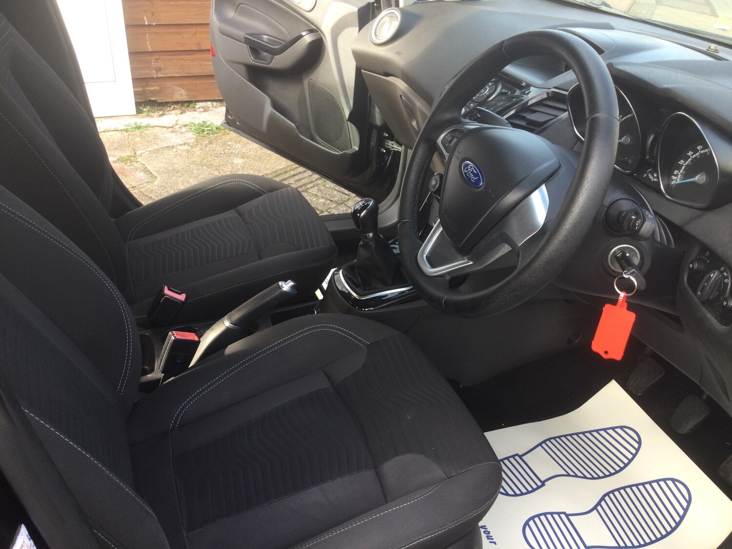 Used Ford Fiesta 2015 for sale - 77927817: Photo 21