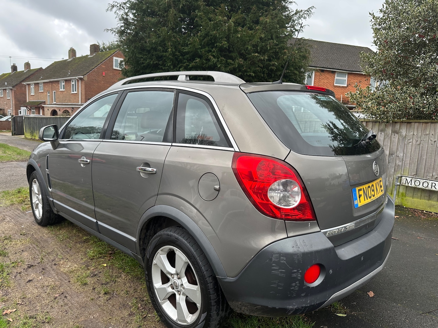 Used Vauxhall Antara 2009 for sale - 77942413: Photo 2
