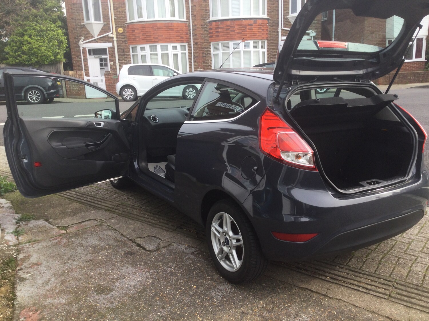 Used Ford Fiesta 2013 for sale - 77927806: Photo 11