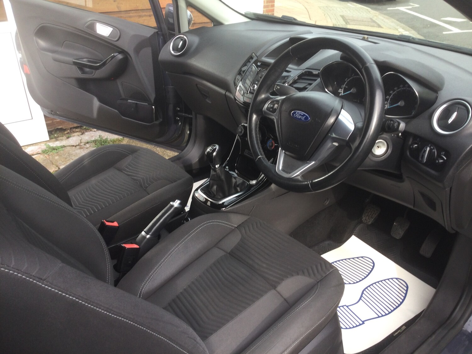 Used Ford Fiesta 2013 for sale - 77927806: Photo 16