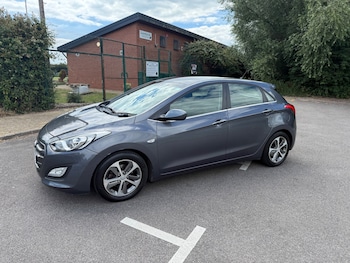 Used Hyundai i30 2016 for sale - 79082328: Photo
