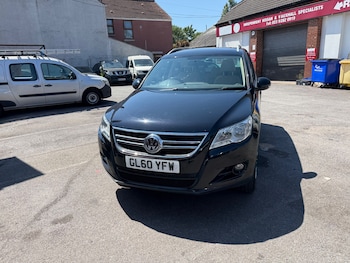 Used Volkswagen Tiguan 2010 for sale - 79187427: Photo