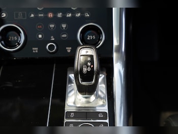 Used Land Rover Range Rover Sport 2018 for sale - 78002065: Photo