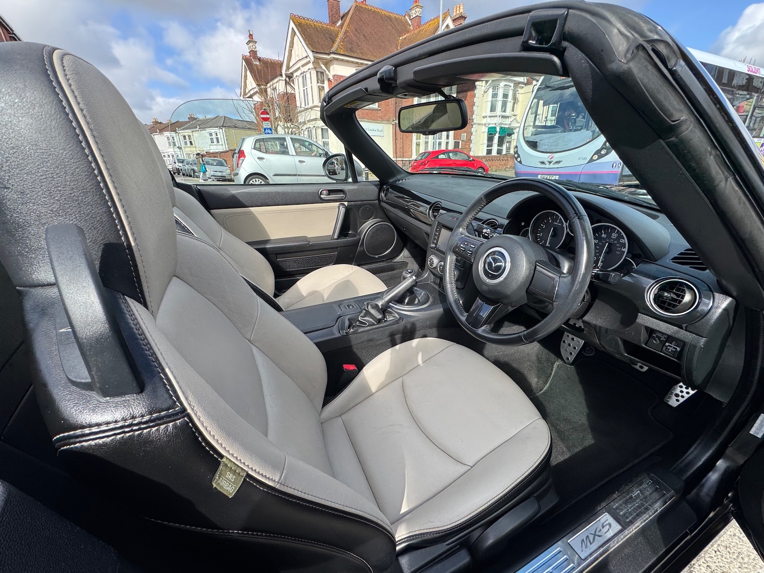 Used Mazda MX-5 2014 for sale - 77830661: Photo 8