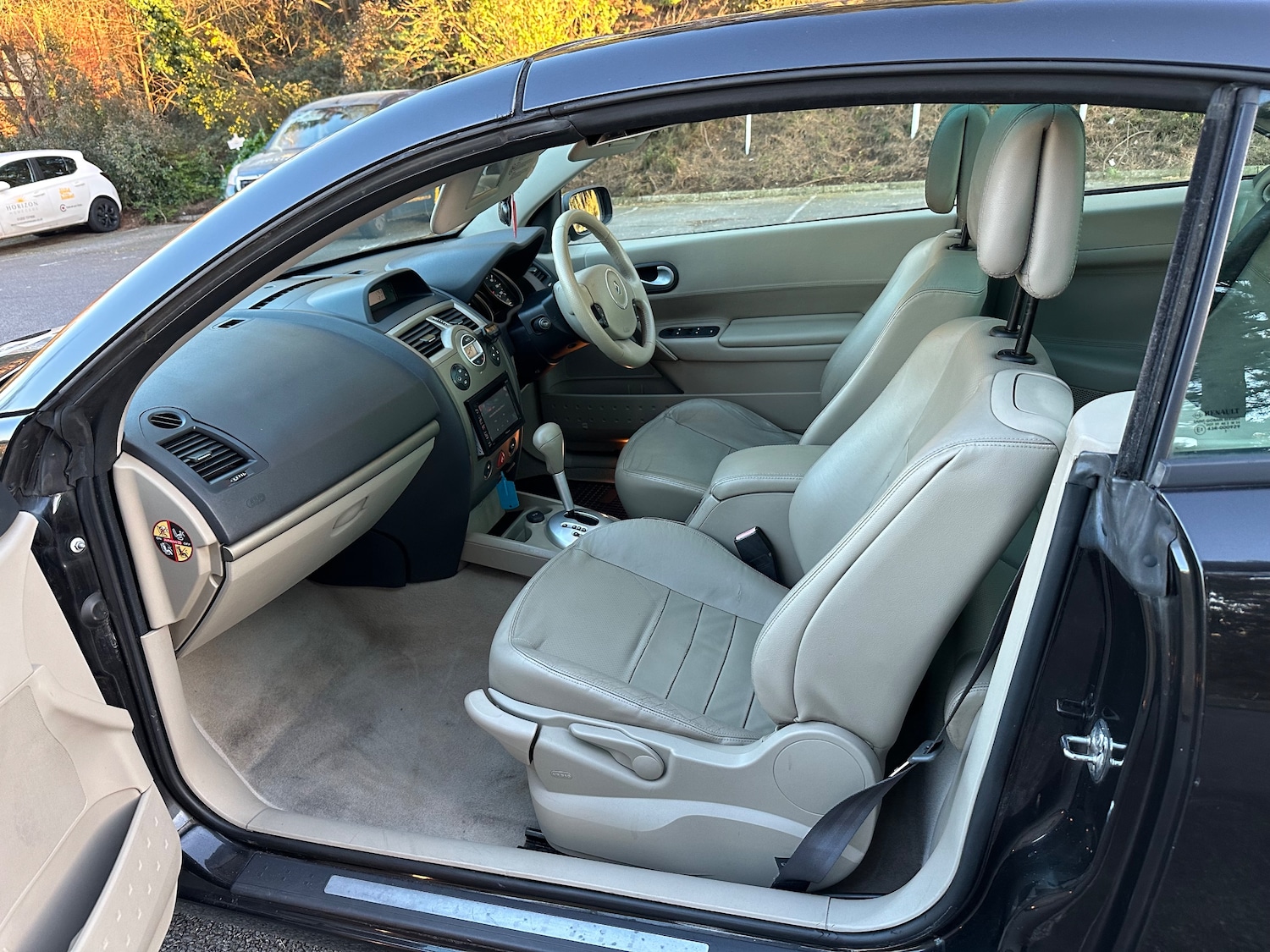 Used Renault Megane 2009 for sale - 77942394: Photo 6