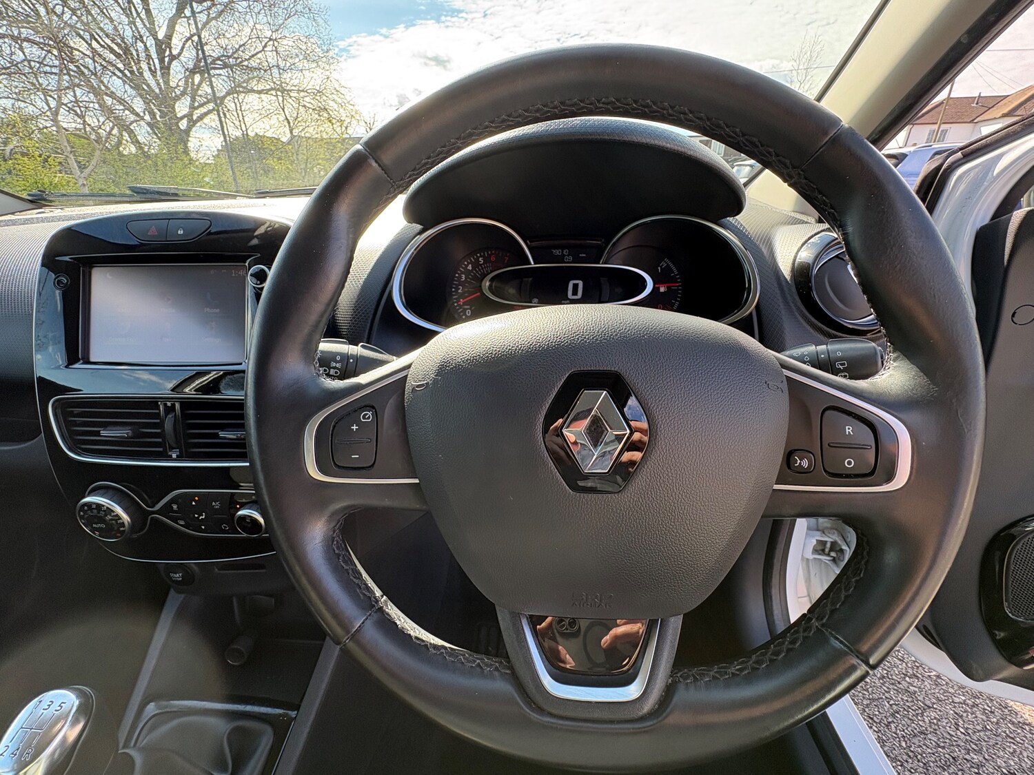 Used Renault Clio 2018 for sale - 78029230: Photo 10