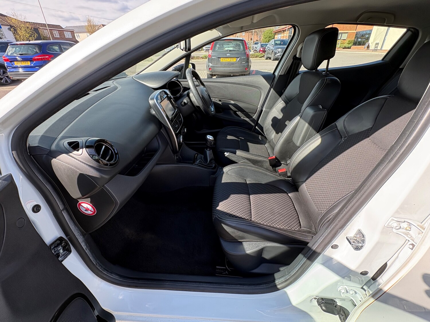 Used Renault Clio 2018 for sale - 78029230: Photo 13