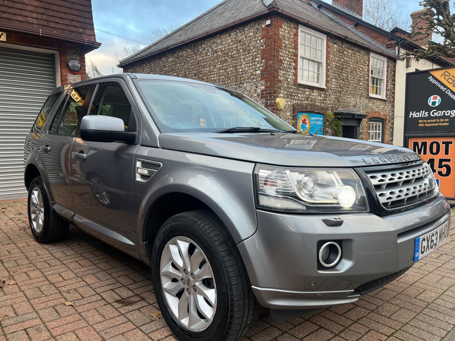 Used Land Rover Freelander 2013 for sale - 78029279: Photo 12