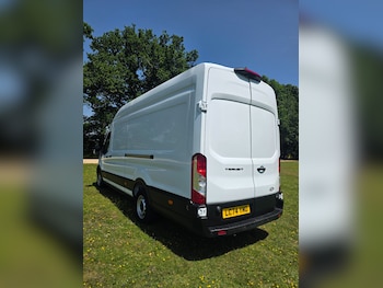 Used Ford Transit 2024 for sale - 79032901: Photo