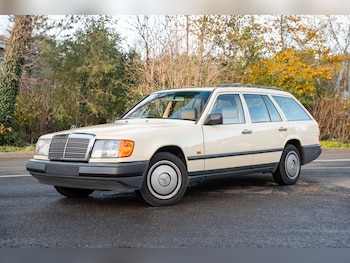 Used Mercedes-Benz 230 1989 for sale - 78002062: Photo