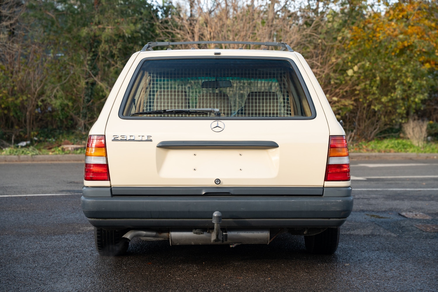 Used Mercedes-Benz 230 1989 for sale - 78002062: Photo 5