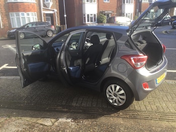 Used Hyundai i10 2014 for sale - 77927871: Photo