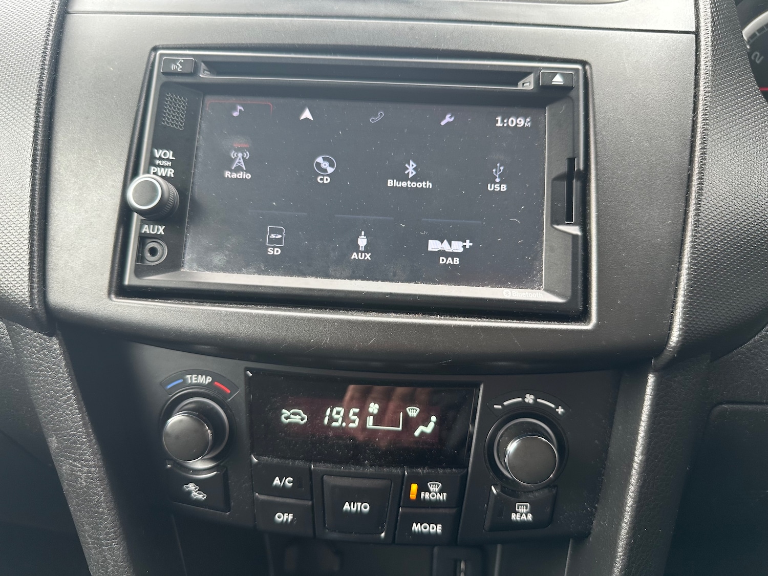 Used Suzuki Swift 2016 for sale - 77942422: Photo 10