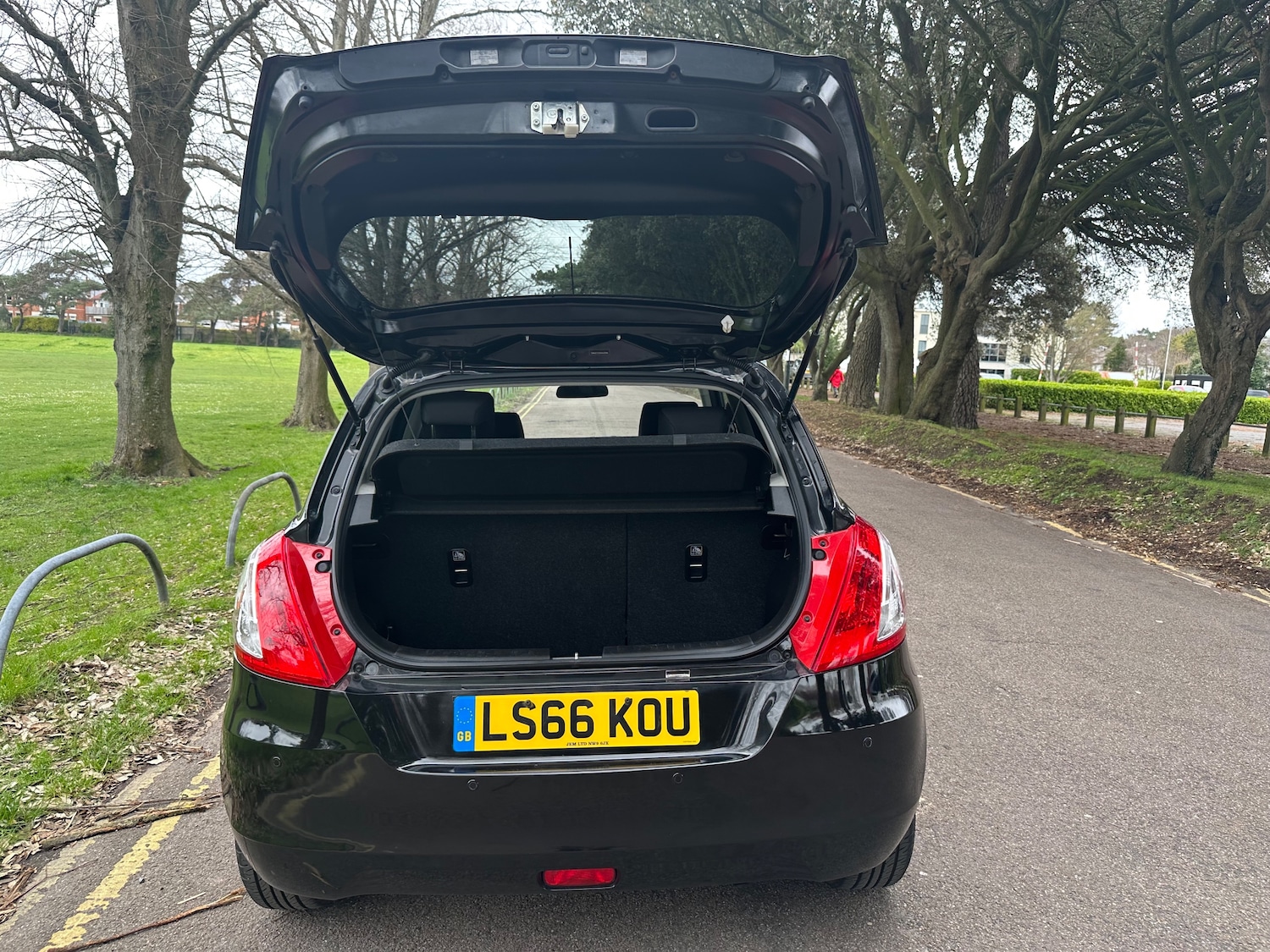 Used Suzuki Swift 2016 for sale - 77942422: Photo 5