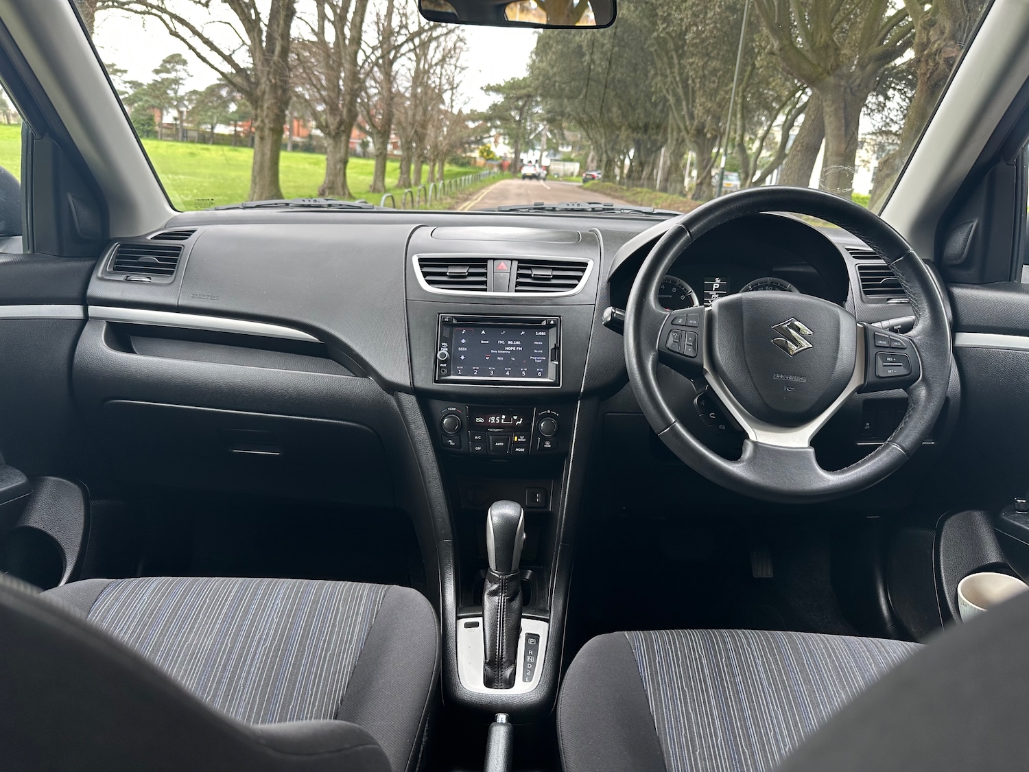 Used Suzuki Swift 2016 for sale - 77942422: Photo 8