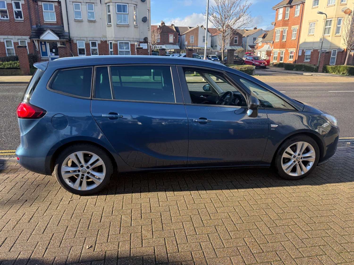Used Vauxhall Zafira Tourer 2016 for sale - 78009447: Photo 2