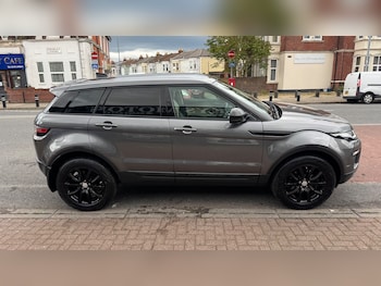 Used Land Rover Range Rover Evoque 2017 for sale - 78531953: Photo