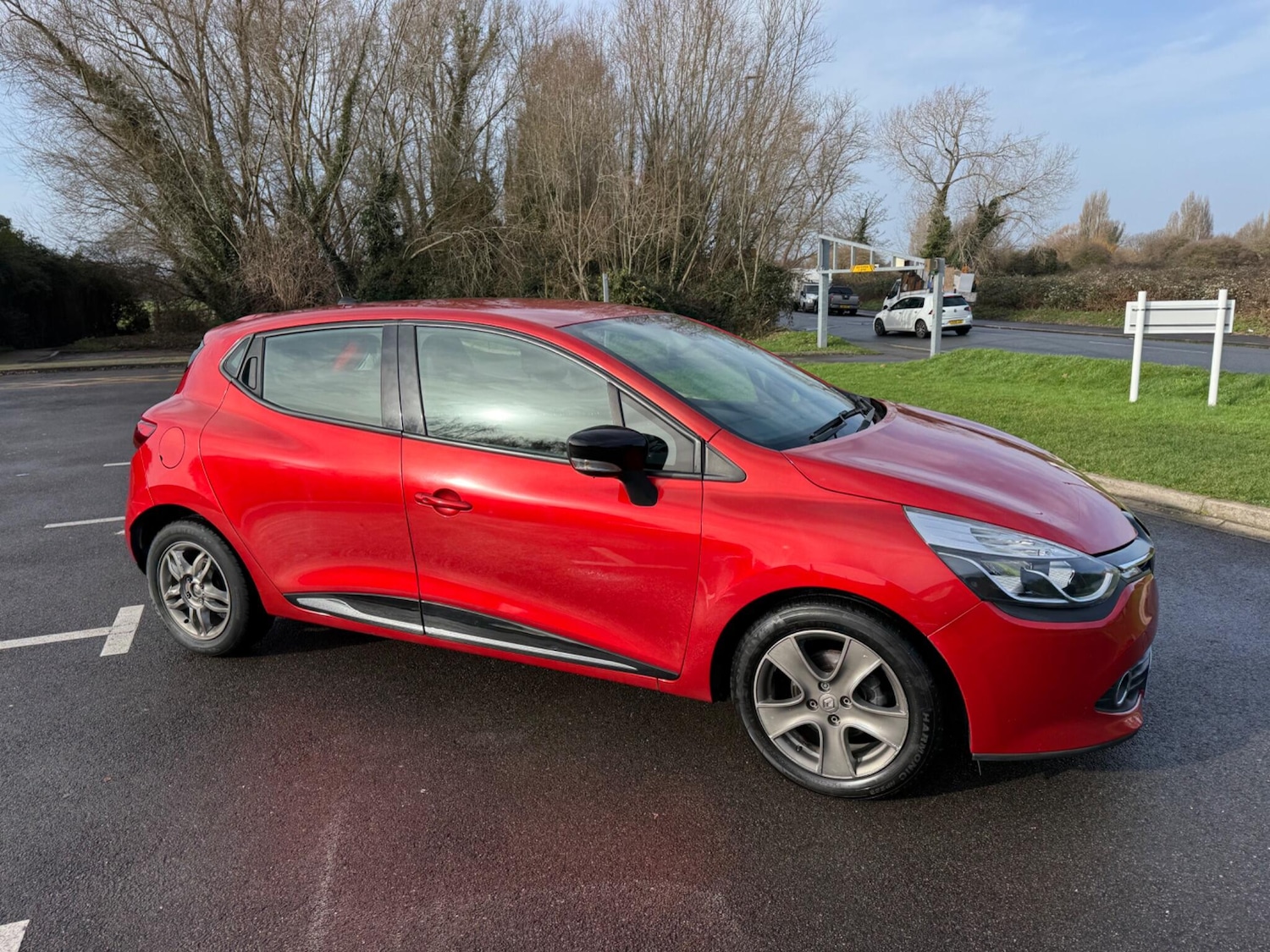 Used Renault Clio 2013 for sale - 78009231: Photo 2