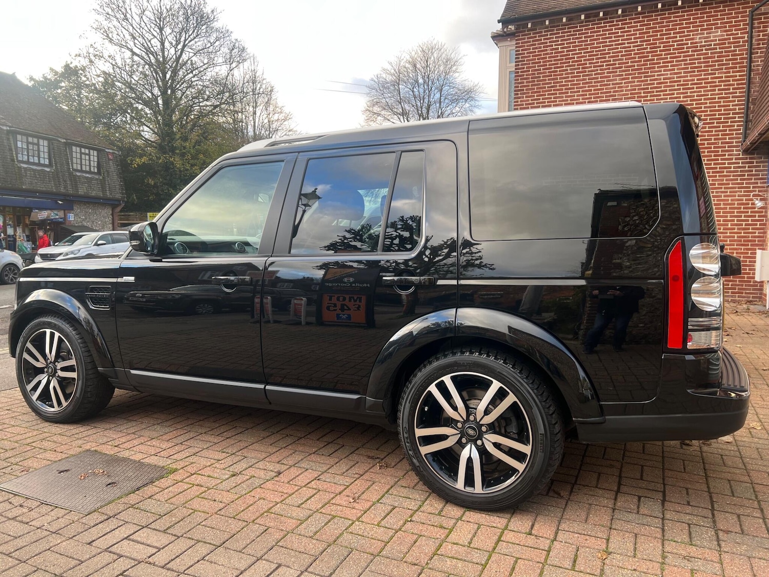 Used Land Rover Discovery 4 2016 for sale - 78029275: Photo 9