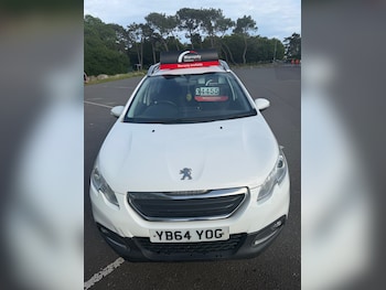 Used Peugeot 2008 2015 for sale - 78694322: Photo