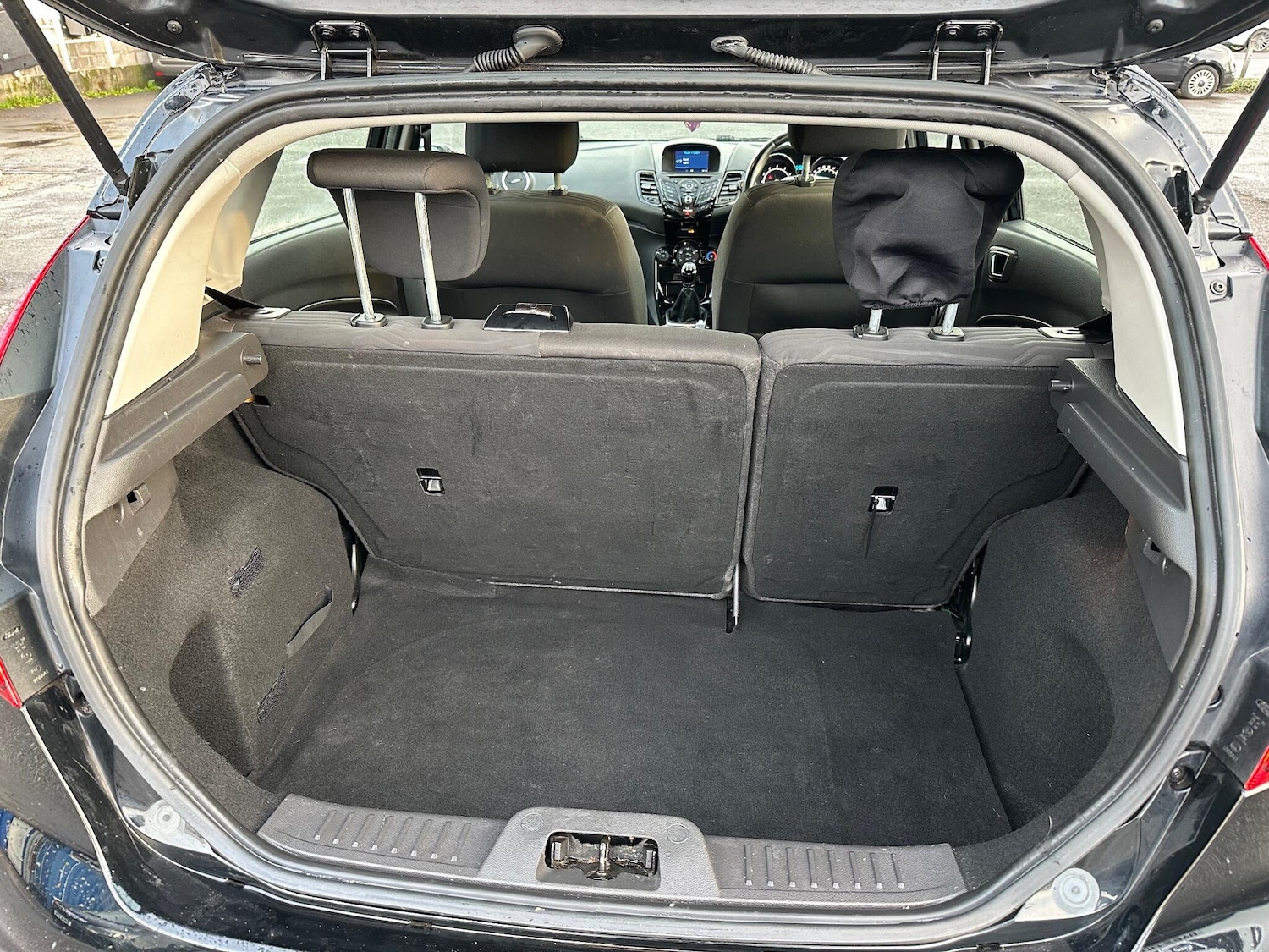 Used Ford Fiesta 2017 for sale - 77942382: Photo 11