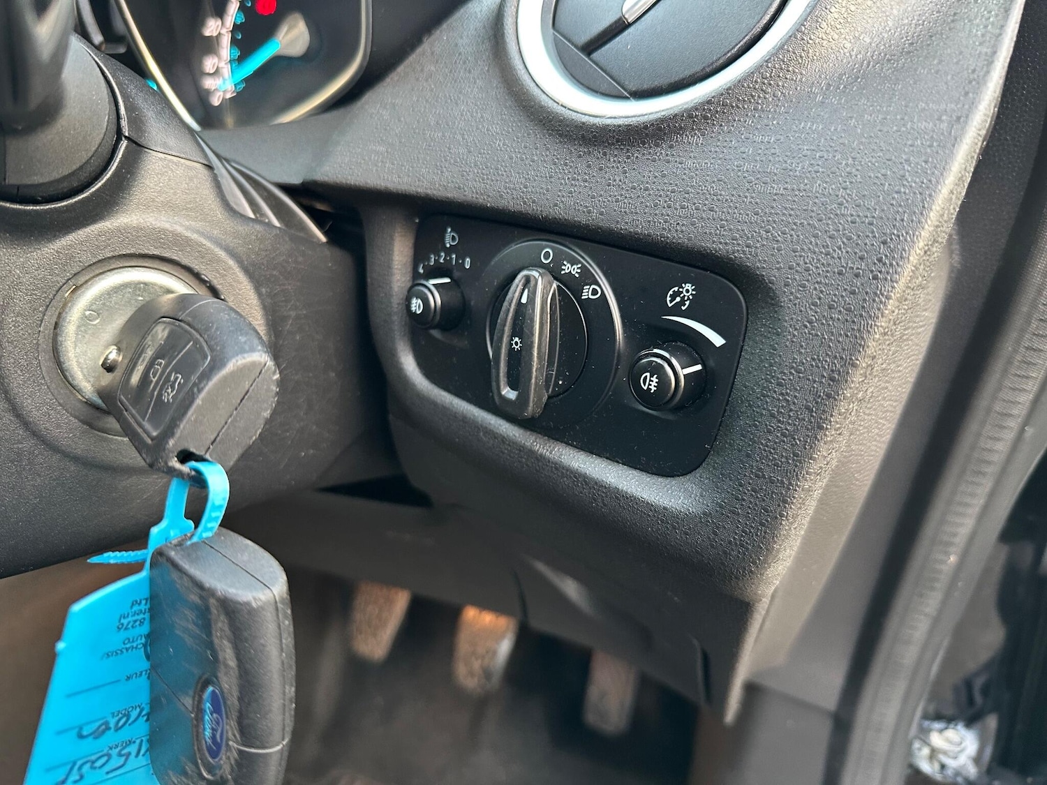 Used Ford Fiesta 2017 for sale - 77942382: Photo 17