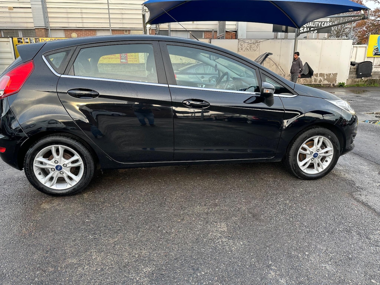 Used Ford Fiesta 2017 for sale - 77942382: Photo 5