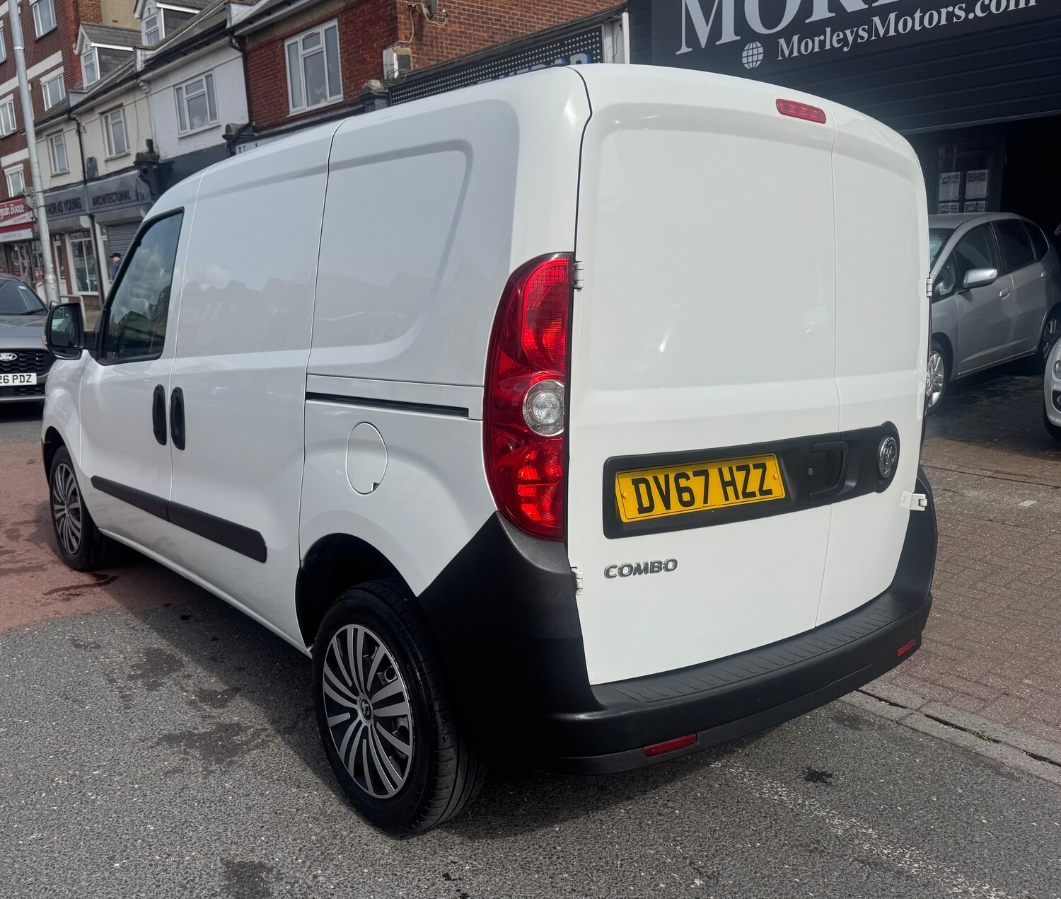 Used Vauxhall Combo 2018 for sale - 78201616: Photo 6