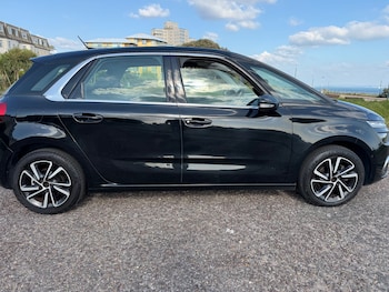 Used Citroen C4 Picasso 2017 for sale - 78307910: Photo